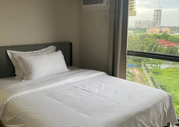 Gentry Manor 1br With Balcony Near Okada - 6a * Manila