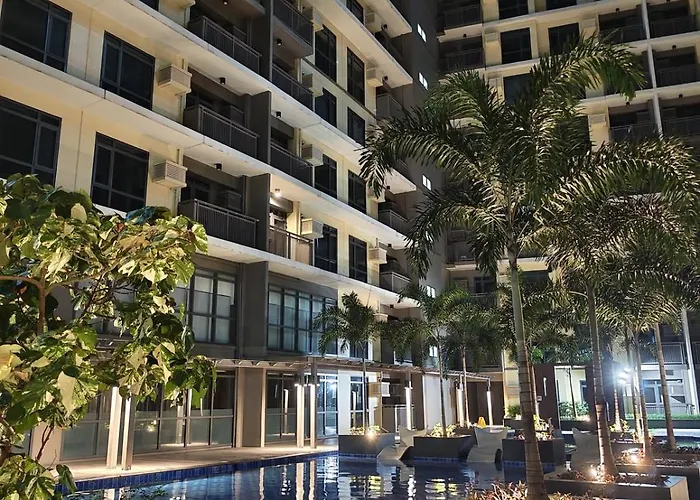 Gentry Manor 1br With Balcony Near Okada - 6a